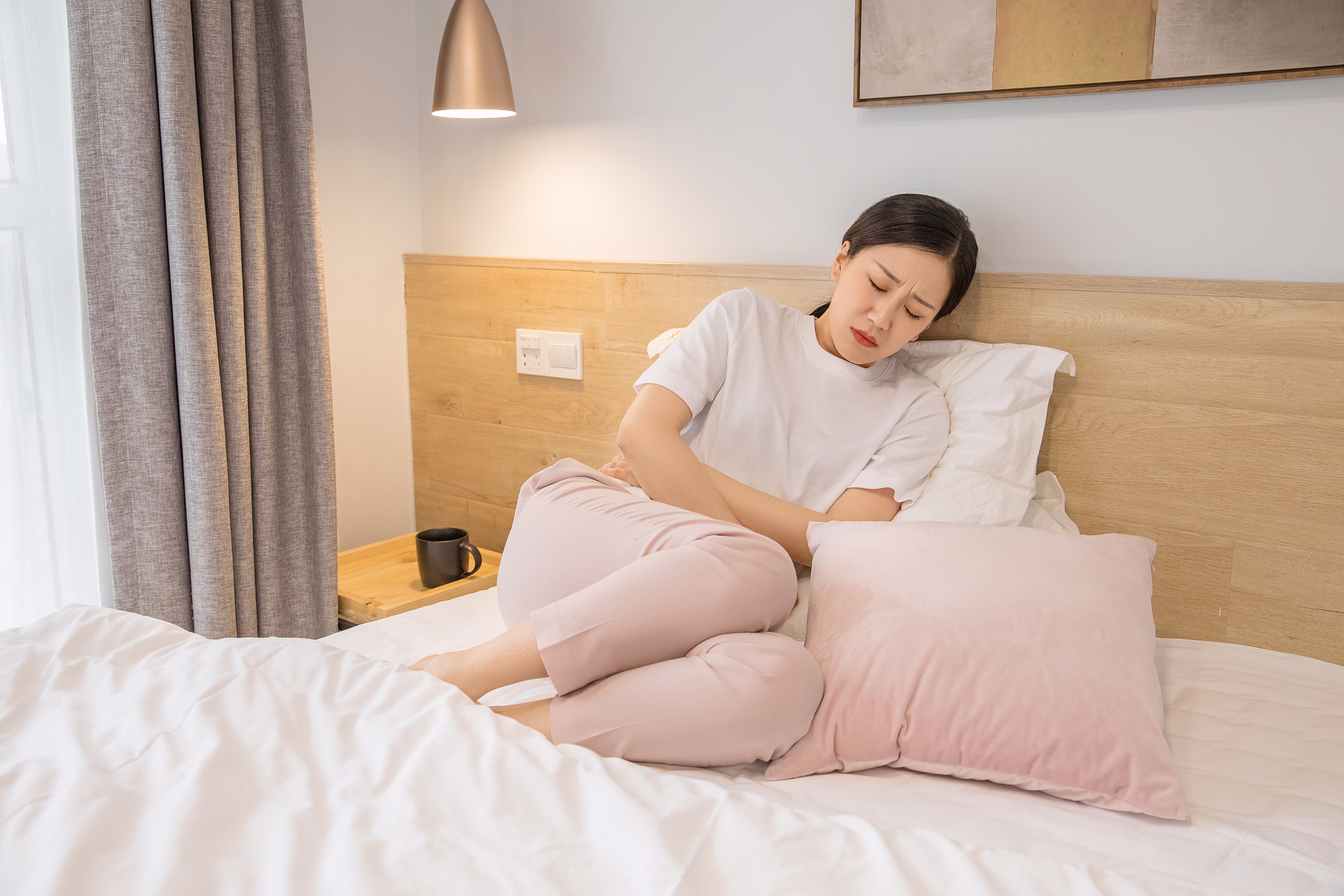 月经都是提前的怎么突然延迟,有什么办法可以让月经延迟来