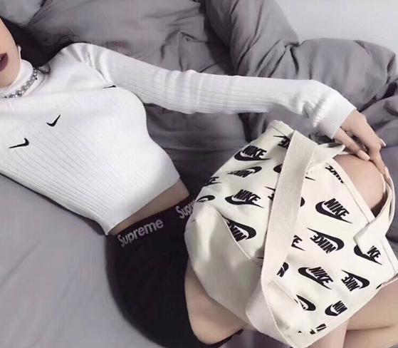 travisscottaj1倒钩4.0,travisscott倒钩