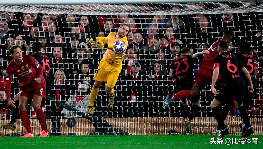 「欧冠实录」两大性格教练联手打造饕餮盛宴,今夜胜利属于足球