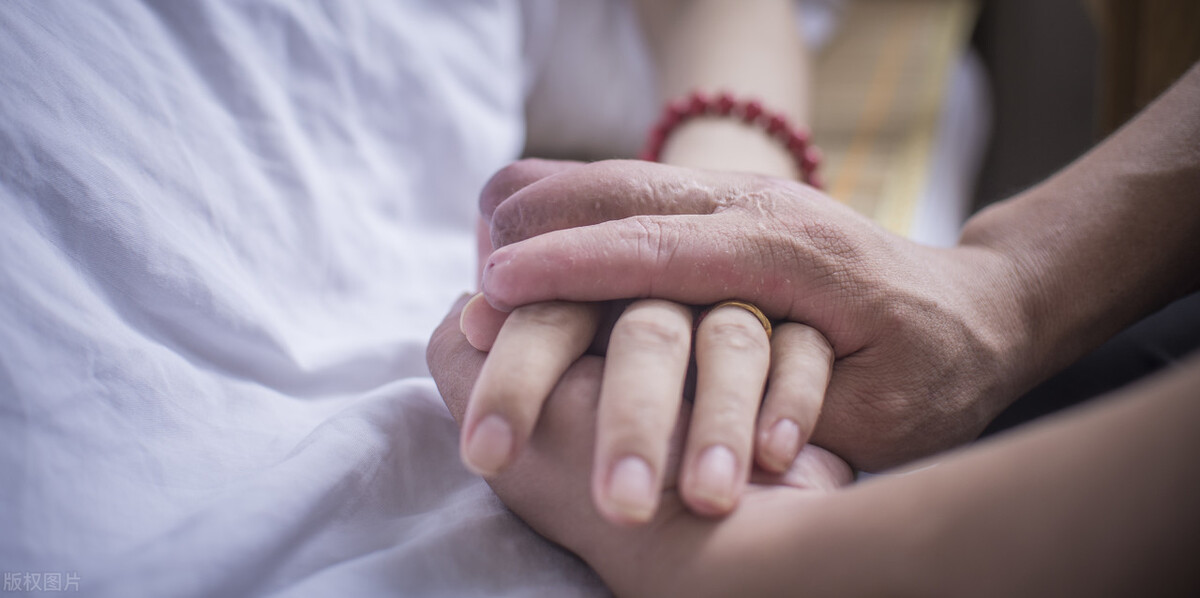 后妈和继女不和睦的原因,后妈怎么和继子女相处