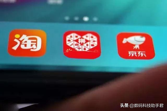 拼多多创始人黄峥个人简历资料,拼多多董事长黄峥做客人民网访谈