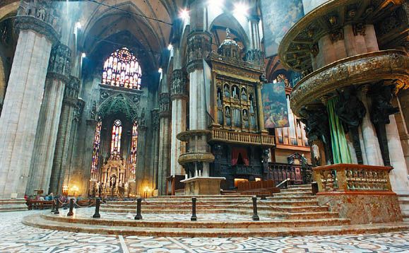 世界上最大的教堂圣伯多禄大教堂,德国世界著名圣母大教堂