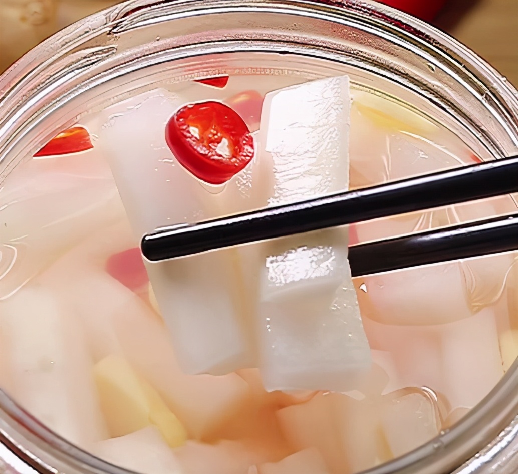 吃起来脆酸甜泡萝卜条的腌制方法
