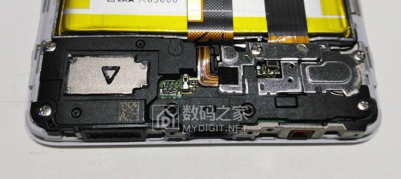 每日一拆!拆解华为荣耀6X,处理后置摄像头进灰顺便一览做工
