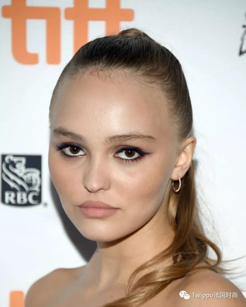 30-40岁圆脸微胖发型减龄,圆脸女孩这些发型让你高级又减龄