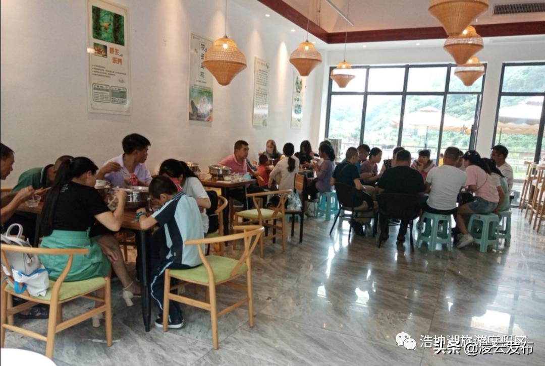 女神“价”到，不得无“礼”！浩坤湖景区女神节大礼钜惠来袭！