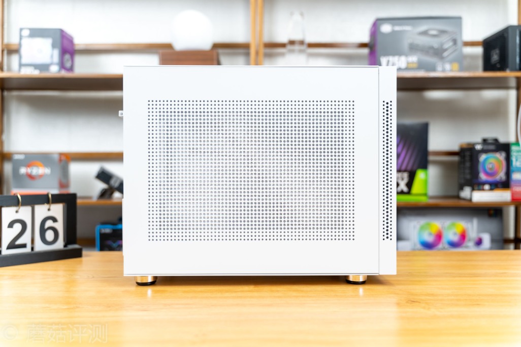 先马趣造白色装机方案,先马趣造im白色机箱