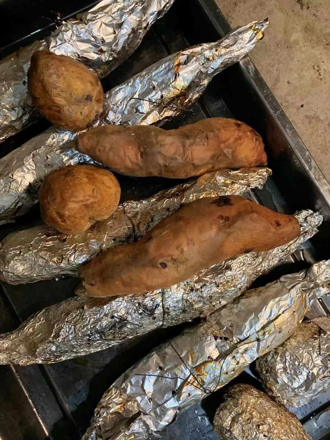 不远开车20公里,长春这家土窑太香了!烧公鸡烧土豆地瓜原汁原味