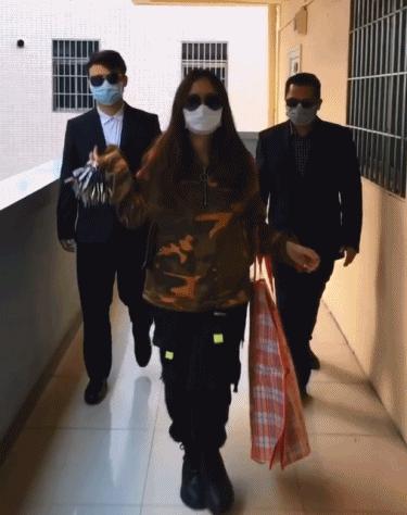 一个月收租金好几个亿的包租婆,包租婆24年收租20亿