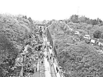 中国铁路再次脱轨，最安全的铁路三个月四次出轨原因何在,转载