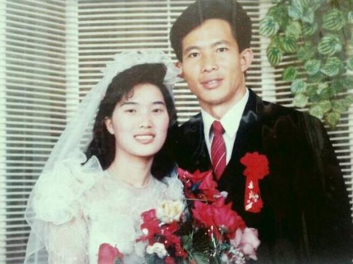 一张失败的全家福图片,全网惊艳结婚照