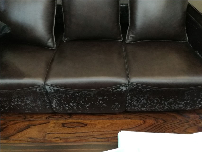 牛皮沙发掉皮怎么处理,沙发掉皮怎么办妙招