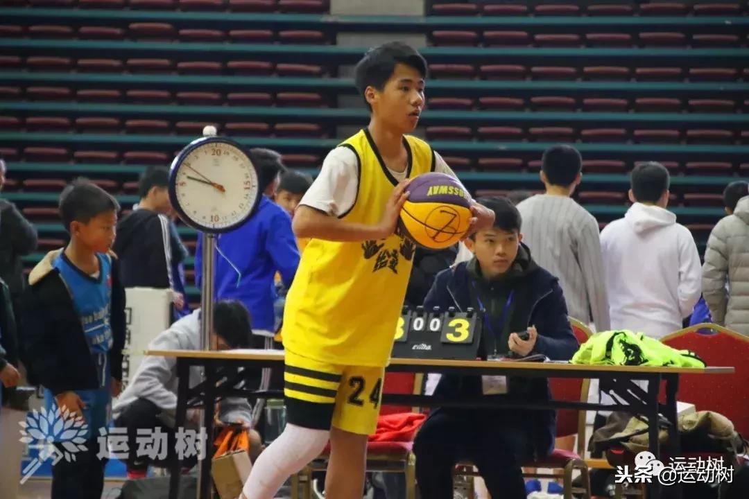 中国篮球名宿走进学校,中国篮球名宿26分