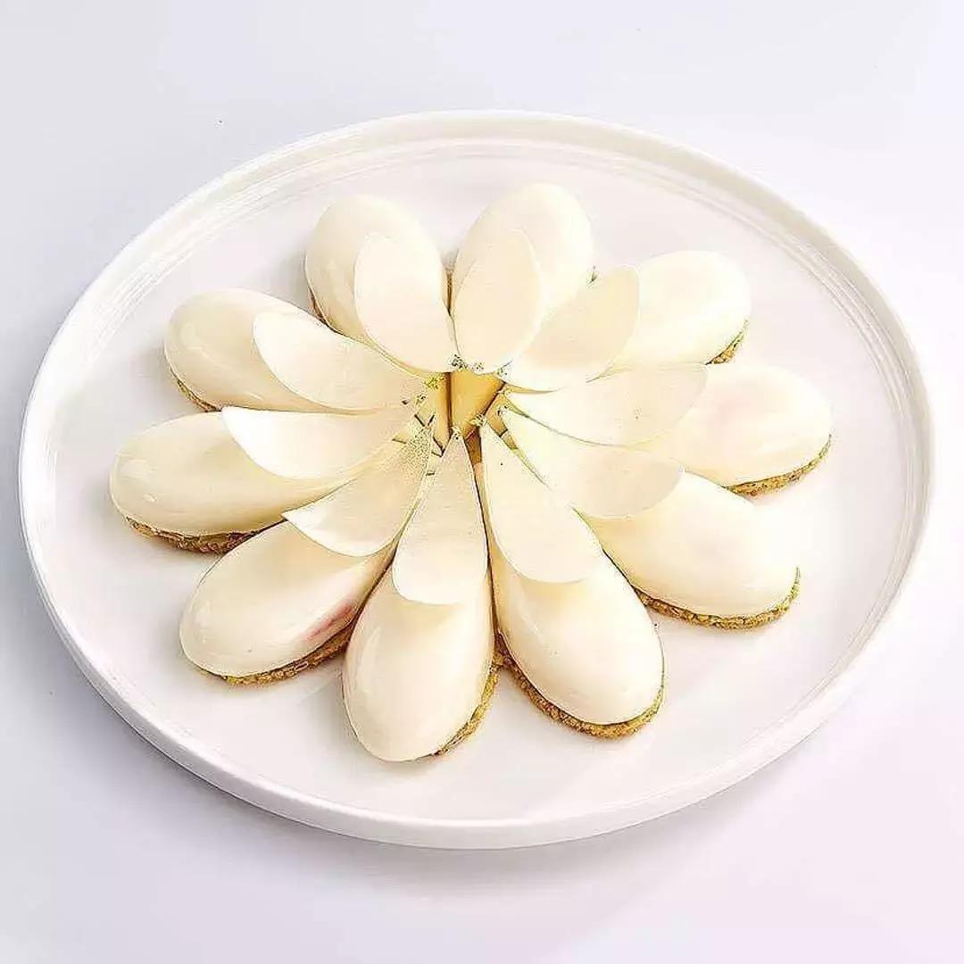 有颜色的马卡龙怎么做,如何做出简单的马卡龙