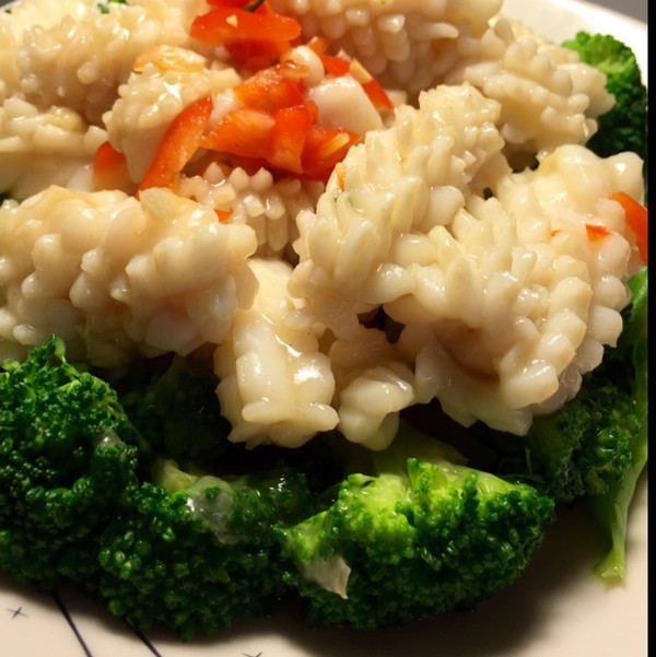 如何区分鱿鱼墨鱼和章鱼干,鱿鱼墨鱼章鱼乌贼哪个贵