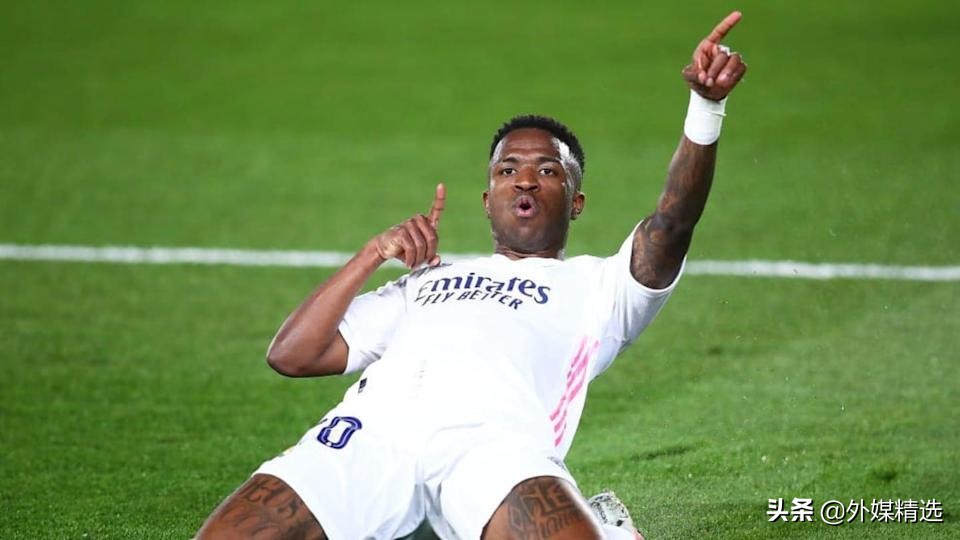 前锋最快拉球速度,当今足坛十大速度最快前锋视频