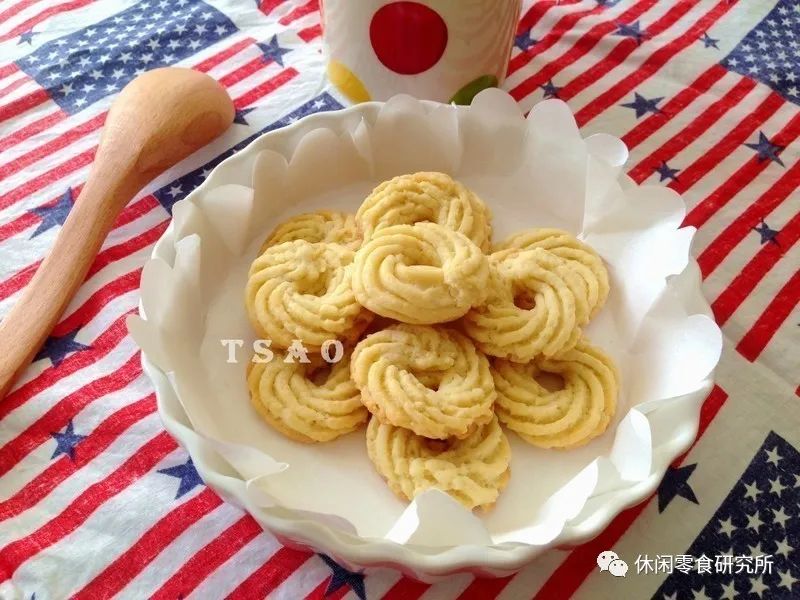 自己做的小饼干好吃吗,想吃自己亲手做的小饼干