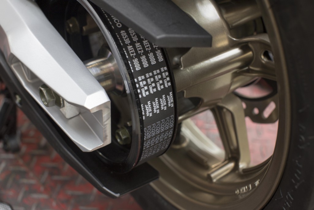 krv踏板摩托车,光阳krv180踏板摩托车