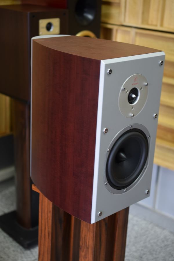 谁才是性价比之王,谁才是性价比手机之王