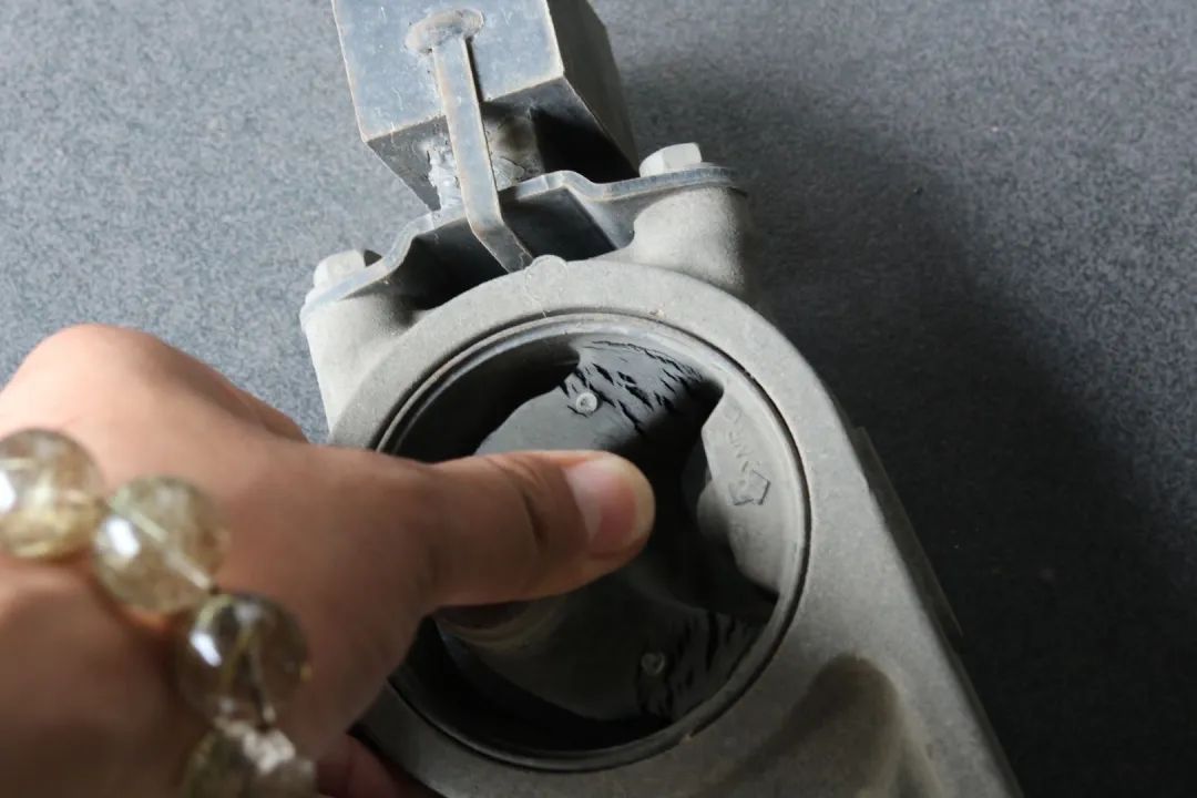 老塞纳翻新修复,二手塞纳全车翻新整备