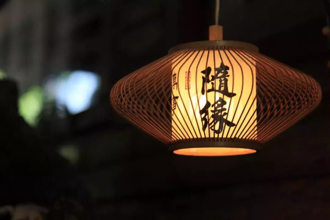 弘一法师李叔同圆寂,李叔同弘一大师传记