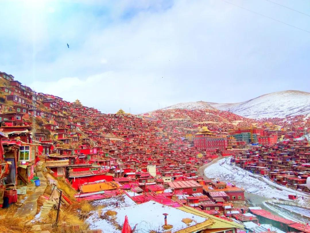 国内最适合一个人旅行的20个地方,一个人自驾旅行累了想回家