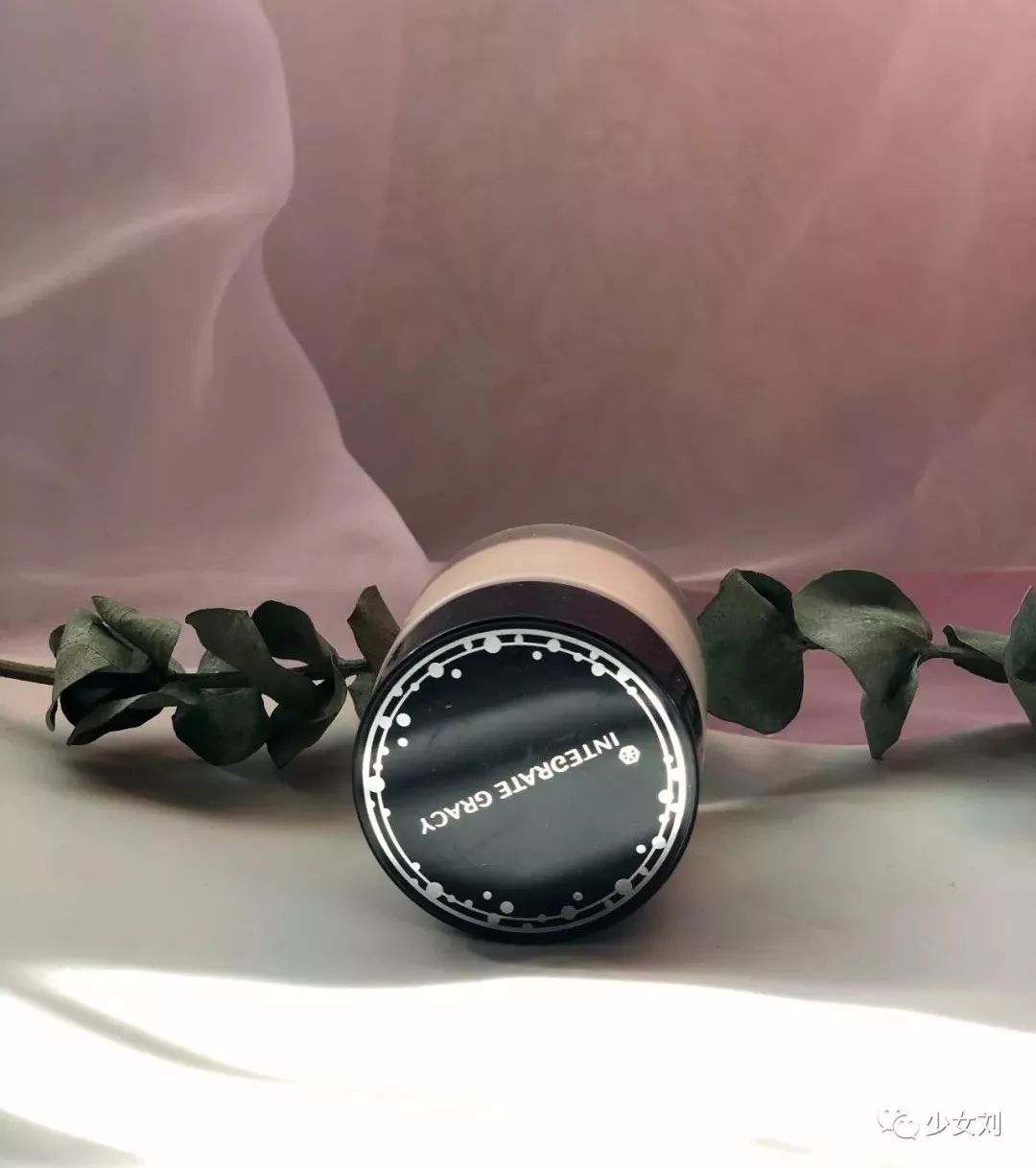 目前平价好用的粉底液推荐,这几款平价粉底液持久不脱妆