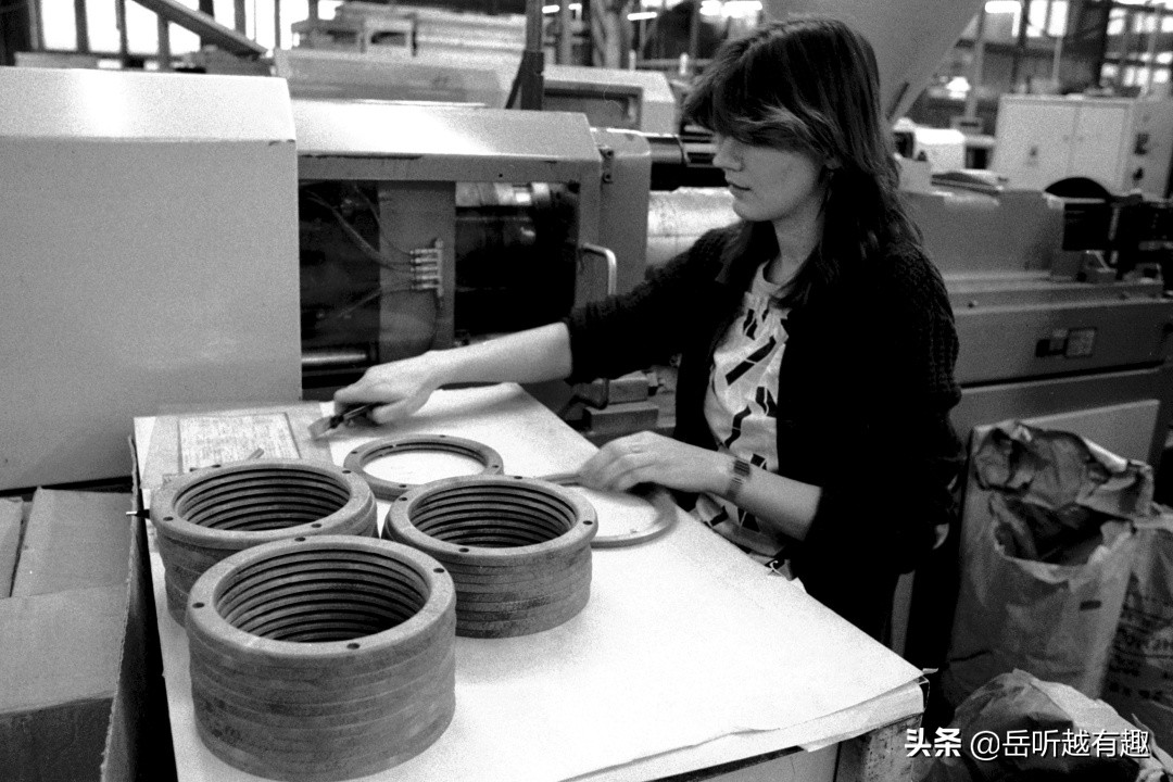 鎵嬪伐涔嬬編瑙嗛,鎹峰厠acoustique闊崇