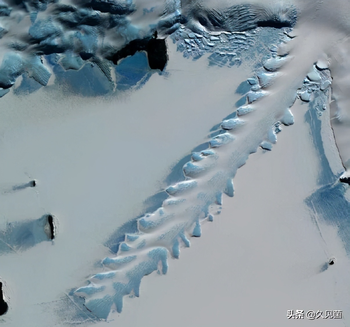 有没有真实的ufo坠毁事件,南极洲ufo坠落点