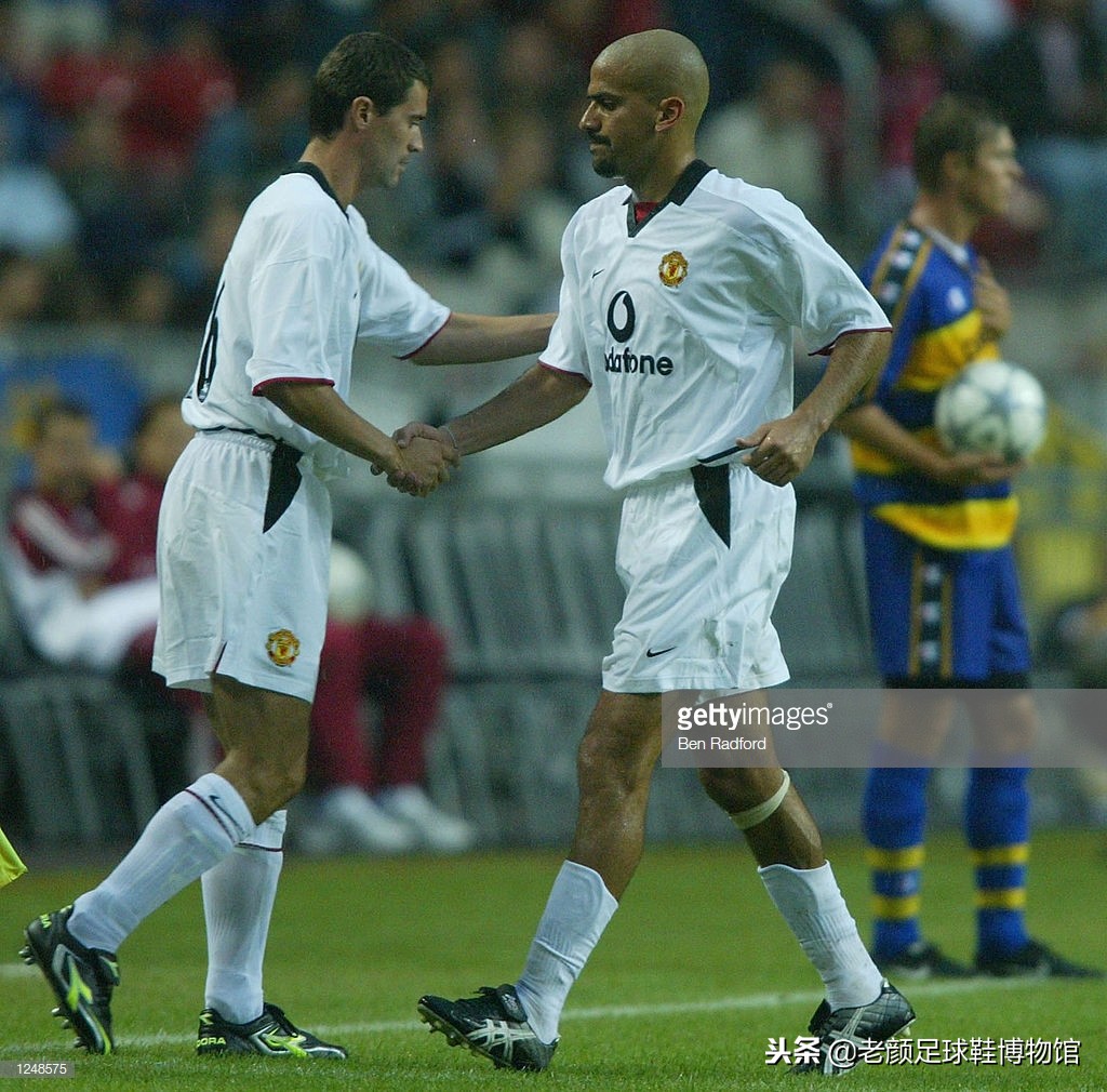 脚踏虎爪靴的神奇巫师，35岁参加世界杯，41岁复出只为母队上座率