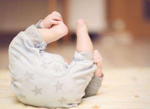 孩子腿型发展不好,小孩腿型发育