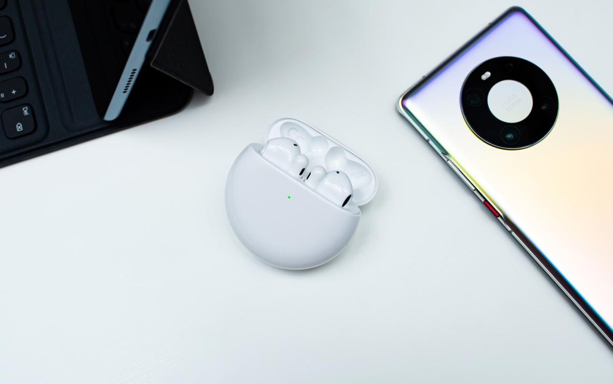 鍗庝负鑰虫満watchfreebuds,鍗庝负闄嶅櫔鑰虫満freebuds4璇勬祴