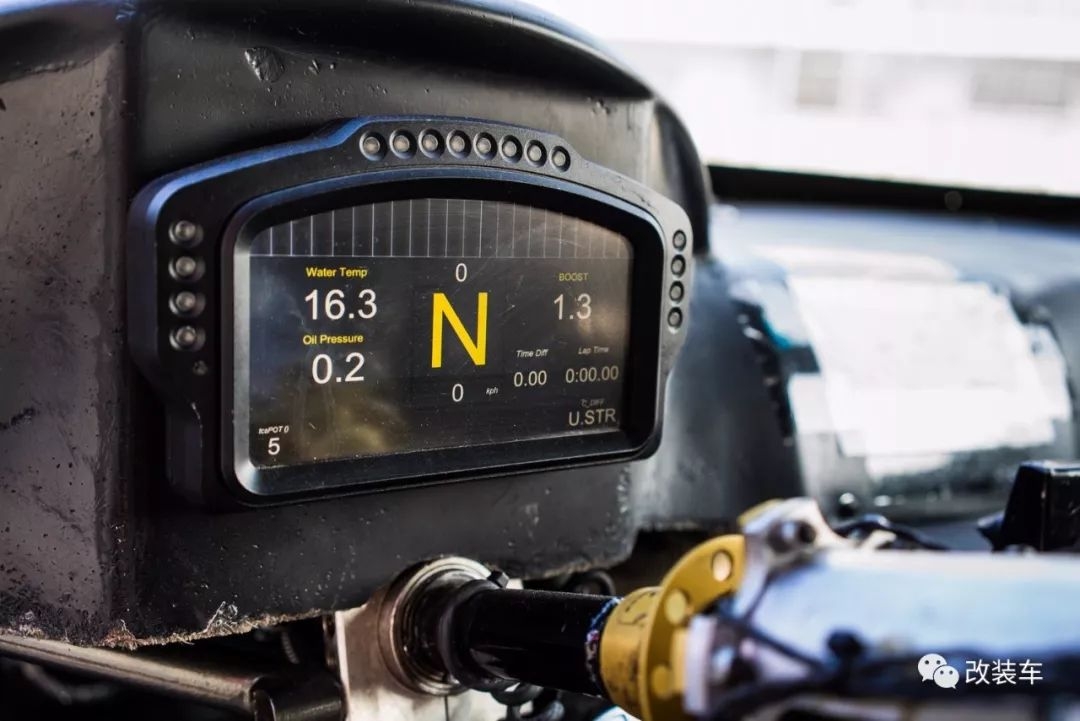 拳打法拉利脚踢迈凯伦evo,拳打法拉利脚踢迈凯伦的跑车