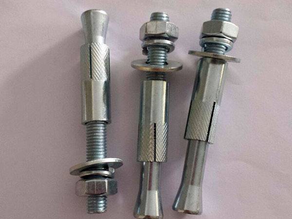 膨胀螺丝怎么安装在水泥地上,膨胀螺丝怎么安装进瓷砖墙里