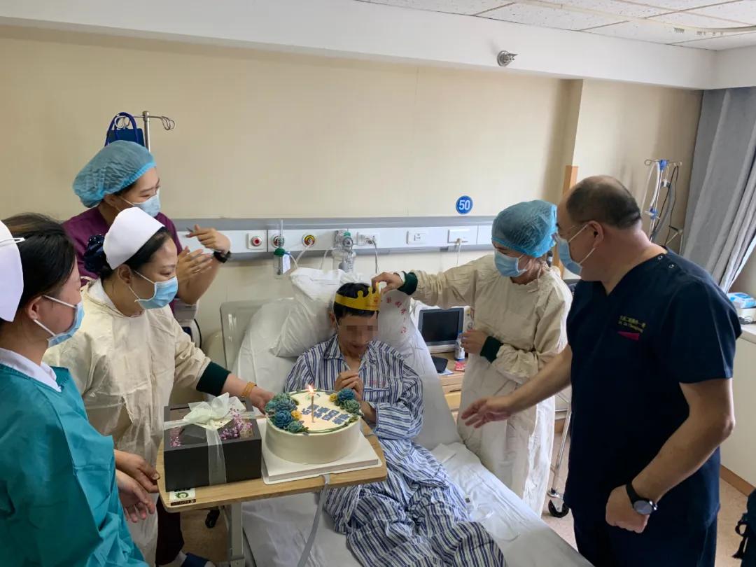 肺移植现状与进展,湖北首例新冠肺移植者出院