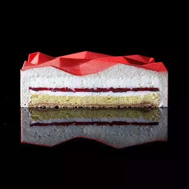 20款不同造型的裸蛋糕,突破思维创意作品