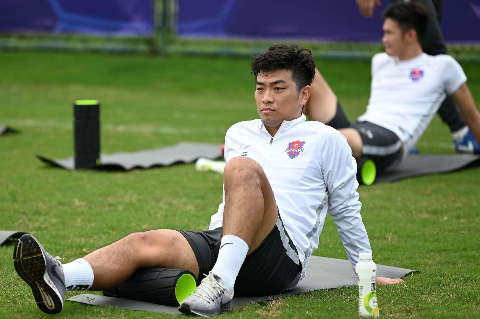 从替补到首发到主力,从首发控卫到现在无球可打