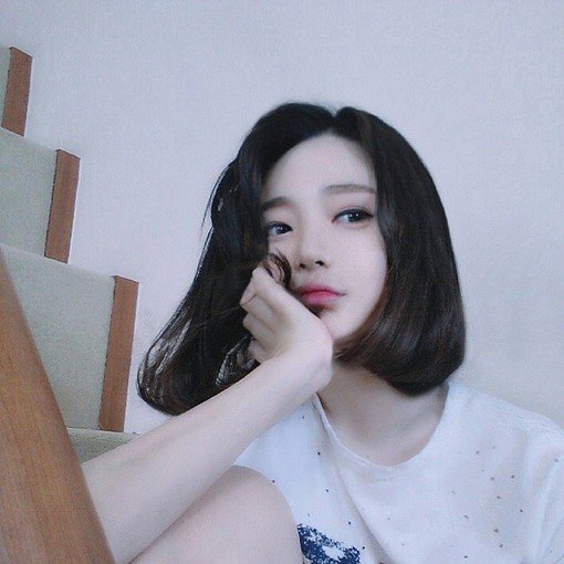 和女生聊天怎么聊才不尬聊的技巧,和女生聊天到底该怎么聊啊