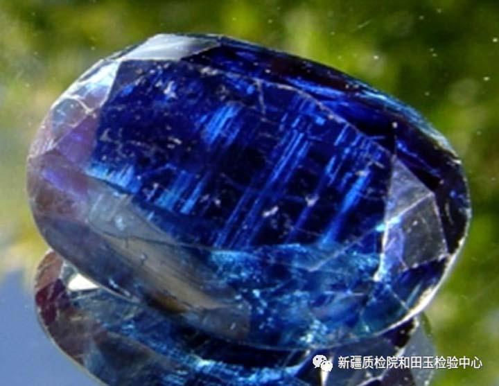 珠宝课堂鉴定,高品质蓝晶石是什么样子的