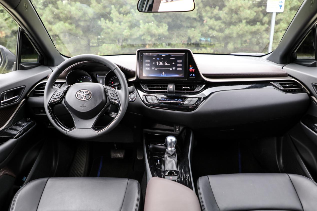 小型suv哪个是进口发动机,这几款家用suv理想车型动力谁更强