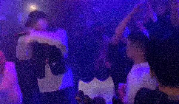 PGONE复出失败，主办方不允许他登台，唱完一首就被骂到退场