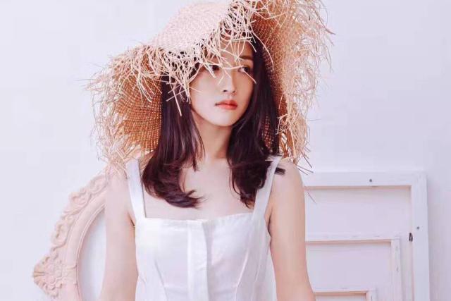 拍照有哪些好看的pose,学会这十个pose怎么拍照都好看