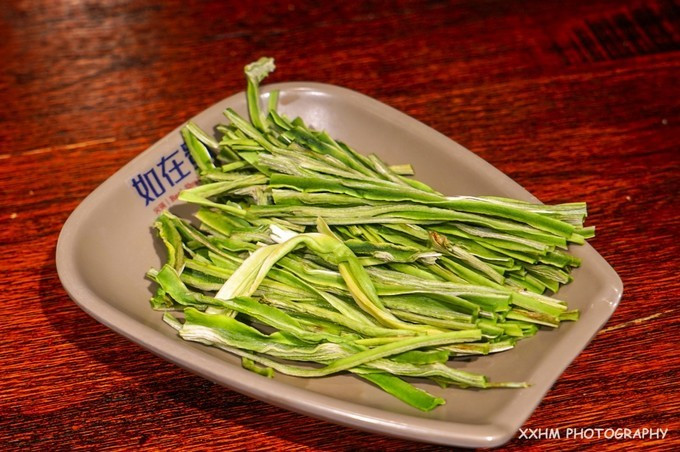 成都本地人去的最好吃的美食,中国姑娘吃成都美食