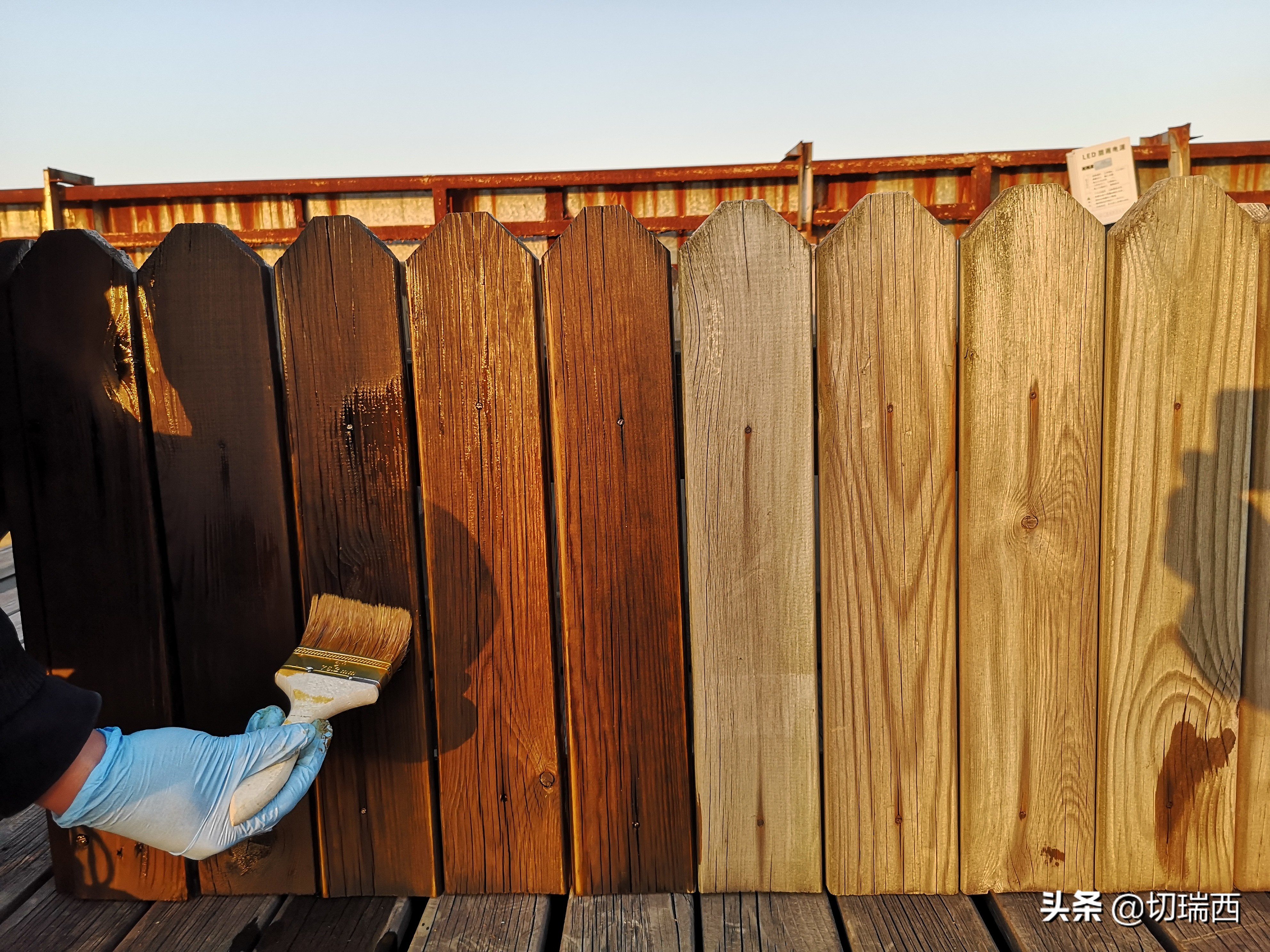 木房上油漆褪色了如何补救,木油漆起皮怎么处理干净