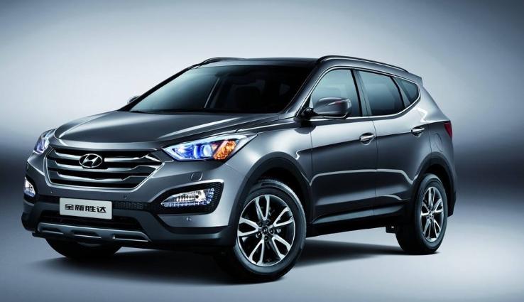 胜达选2.4还是2.0t,胜达2驱和4驱油耗