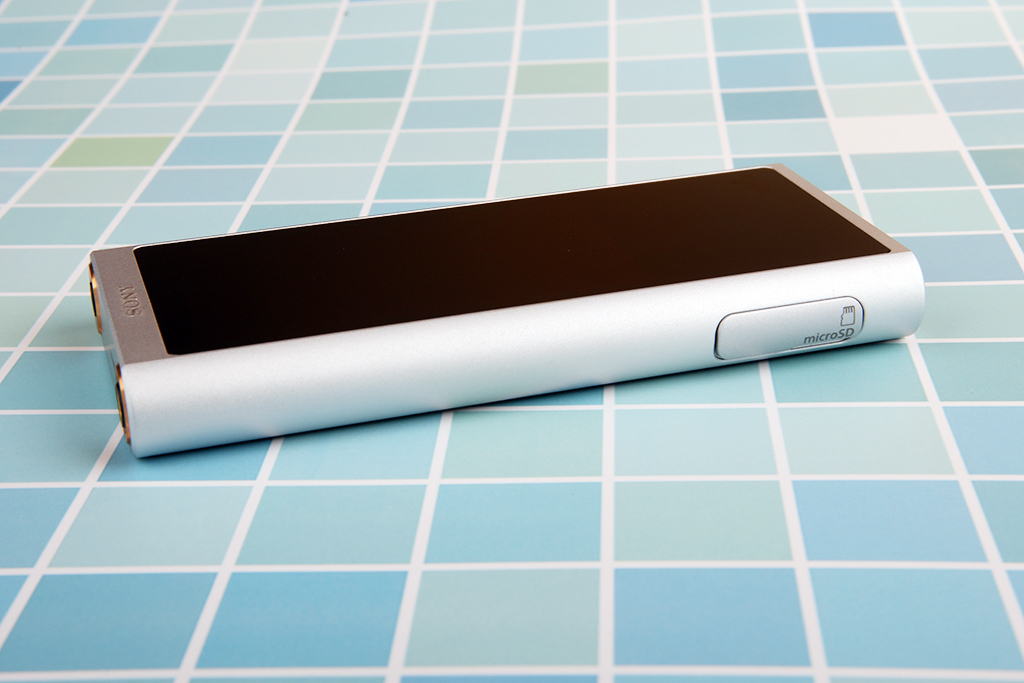 索尼wi-1000x对比评测,索尼wi-c600n和1000x哪款值得买