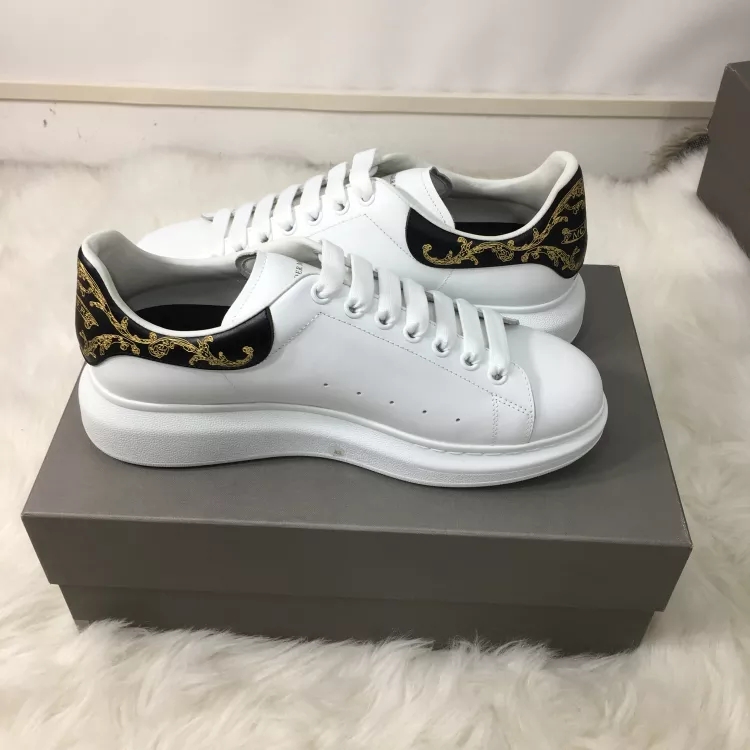 万搭小白鞋，C4N详解各路奢侈品小白鞋优缺点！想入手看这！