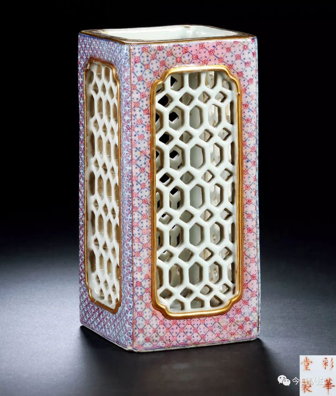 崇庆皇太后庆寿图,崇庆太后万寿图乾隆衮服