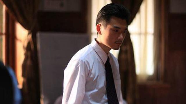 她伺候公婆，抚养三个孩子，苦等丈夫七年，丈夫却早已另娶娇妻