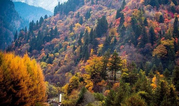 去甘孜和阿坝哪个风景更好,8月川西甘孜和阿坝